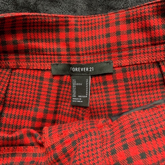 Red and black plaid trousers - Picture 3 of 4